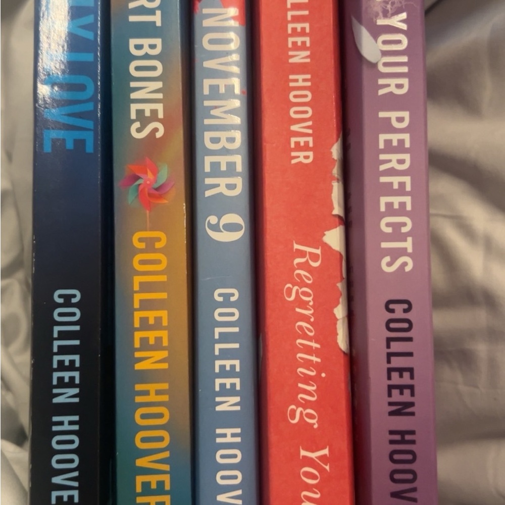 Book bundle Colleen Hoover